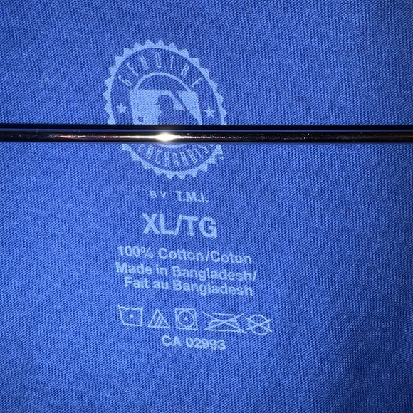 Toronto Blue Jays Blue and White Graphic Short Sleeve Tee. Women’s size XL - Picture 3 of 6